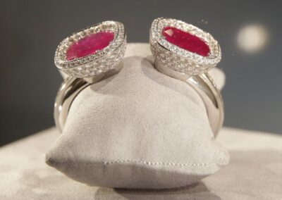 Duchess of Windsor’s diamond, ruby bracelet to fetch up to $2.15M at auction